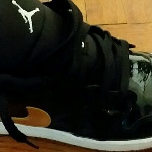 Meet your Posher, Shawn